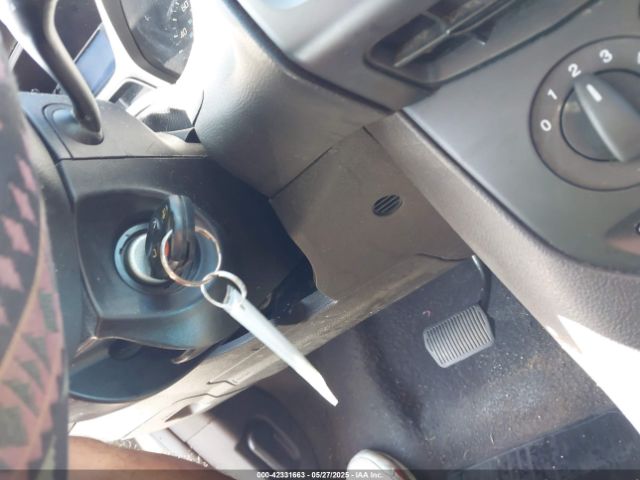 1FADP3E28EL460074 Ford 2014
