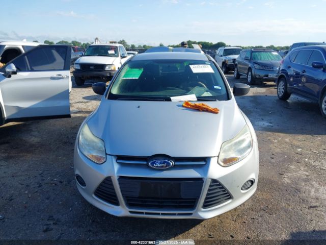 1FADP3E28EL460074 Ford 2014