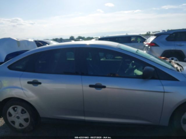 1FADP3E28EL460074 Ford 2014