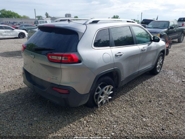 1C4PJMCB5HW574778 Jeep Cherokee Latitude 4x4