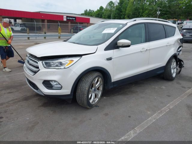 1FMCU9J99JUB50522 Ford Escape Titanium