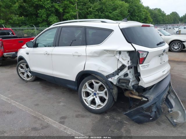 1FMCU9J99JUB50522 Ford Escape Titanium