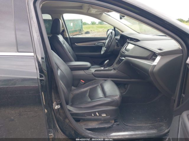2017 CADILLAC XT5 1GYKNDRS5HZ169163 Photo 4