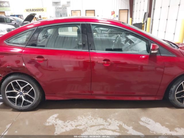 1FADP3F21FL306273 Ford FOCUS SE