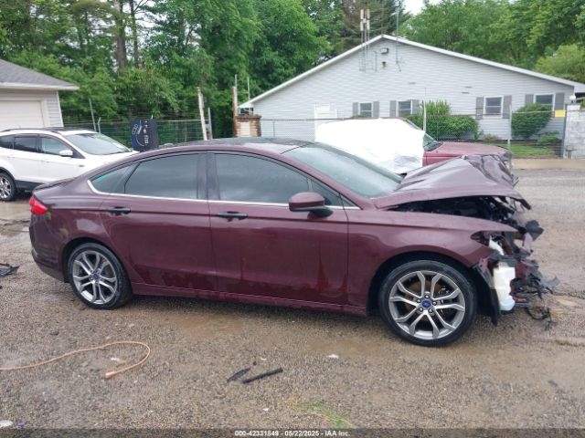 3FA6P0HD5HR271652 Ford FUSION SE