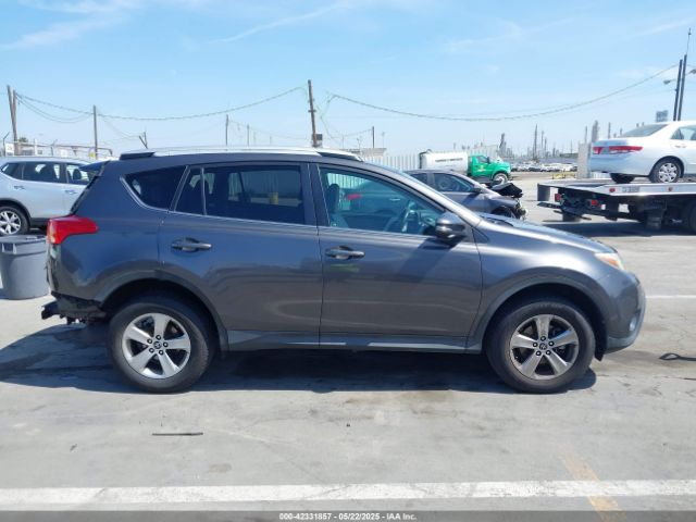 2T3WFREV6FW164519 Toyota Rav4 Xle