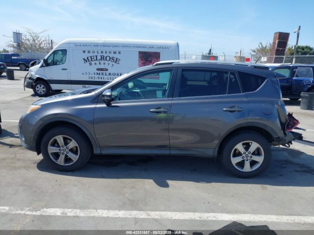 2T3WFREV6FW164519 Toyota Rav4 Xle
