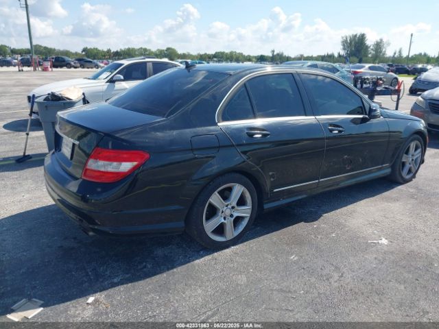 2011 MERCEDES-BENZ C 300 WDDGF5EB0BA447581 Photo 3