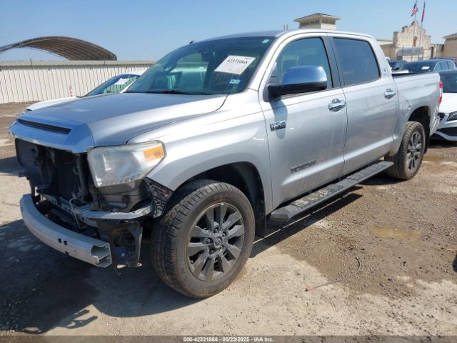 2017 TOYOTA TUNDRA 5TFFW5F19HX218172 Photo 1