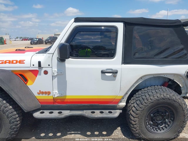 1C4GJXAN8JW302519 Jeep 2018