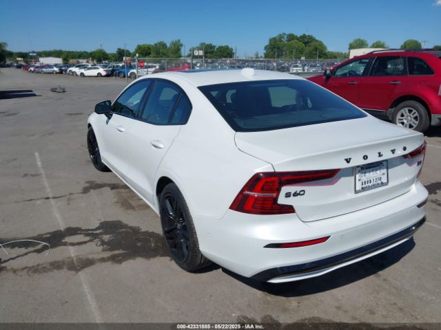 2024 VOLVO S60 7JRL12FH5RG314705 Photo 2