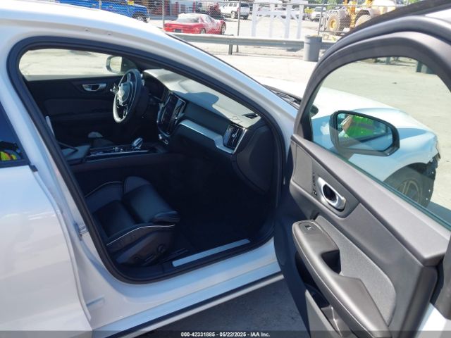 2024 VOLVO S60 7JRL12FH5RG314705 Photo 4