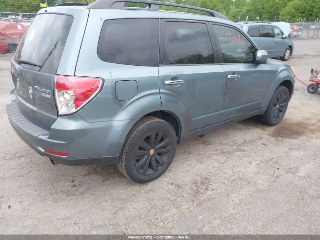 2011 SUBARU FORESTER JF2SHAEC0BH749039 Photo 3