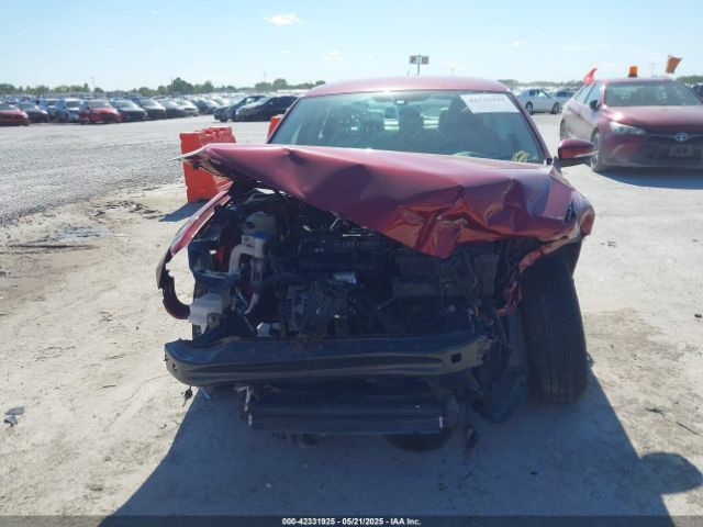 1VWAT7A33FC112843 Volkswagen 2015