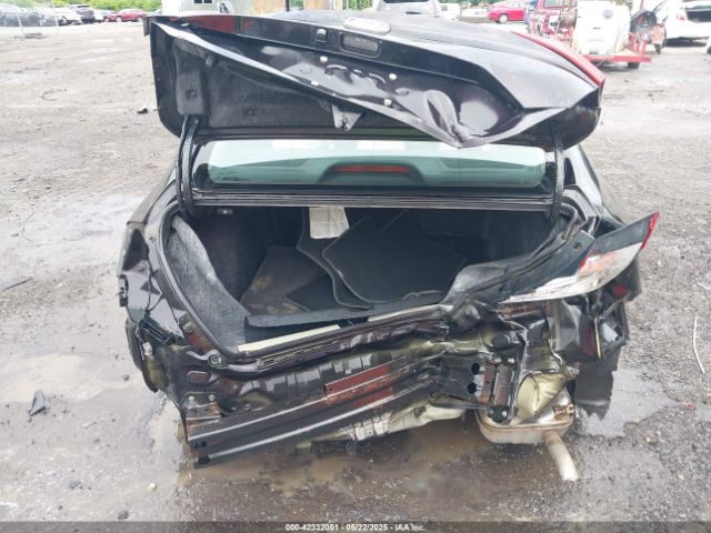 2HGFC2F52JH507321 Honda Civic Lx