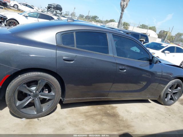 2C3CDXHG5HH575721 Dodge Charger Sxt Rwd