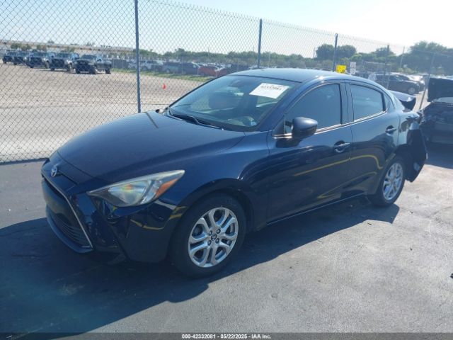 3MYDLBYV0JY303616 Toyota YARIS IA