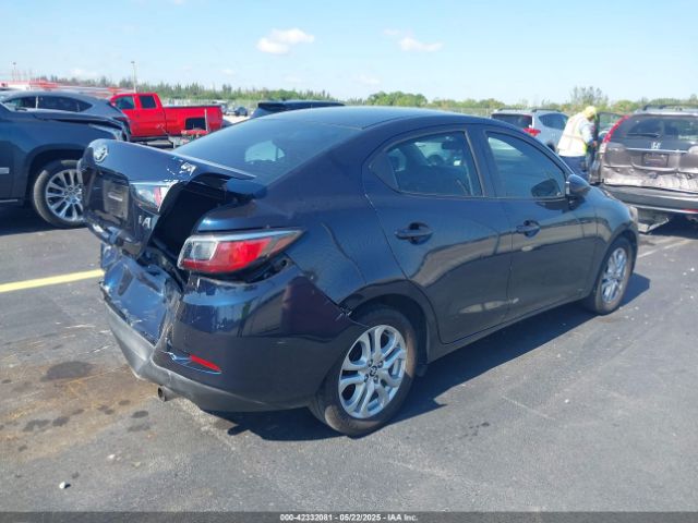 3MYDLBYV0JY303616 Toyota YARIS IA
