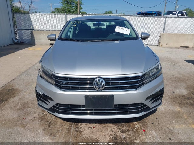 1VWDT7A38HC082867 Volkswagen 1.8 tsi