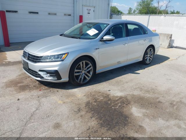 2017 VOLKSWAGEN PASSAT 1VWDT7A38HC082867 Photo 1
