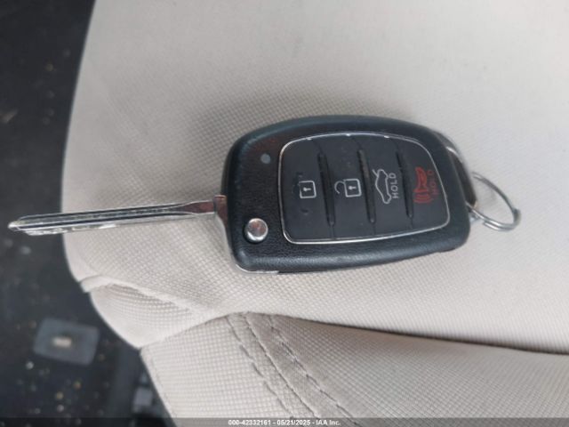 5NPE24AF4FH074138 Hyundai SONATA SE