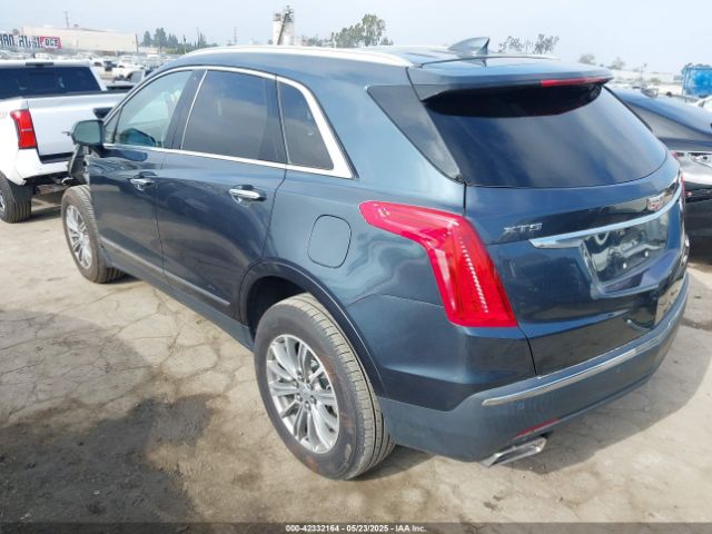 2019 CADILLAC XT5 1GYKNCRS6KZ251971 Photo 2