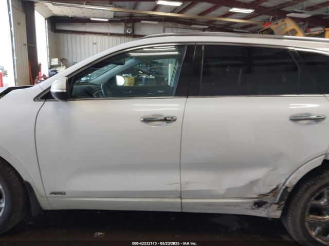 5XYPKDA57GG040235 KIA Sorento 3.3l Sx