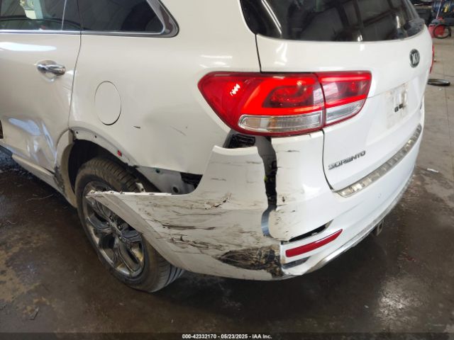 5XYPKDA57GG040235 KIA Sorento 3.3l Sx