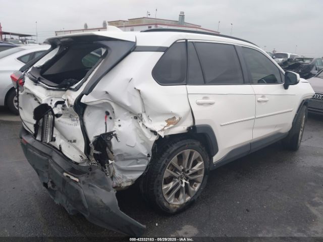 2019 TOYOTA RAV4 JTMC1RFV3KD015766 Photo 3