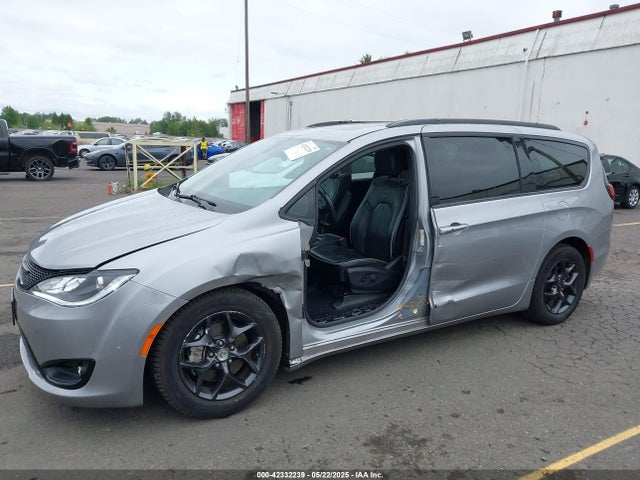 Chrysler 2018 2018 2C4RC1GG4JR293464 Image 6