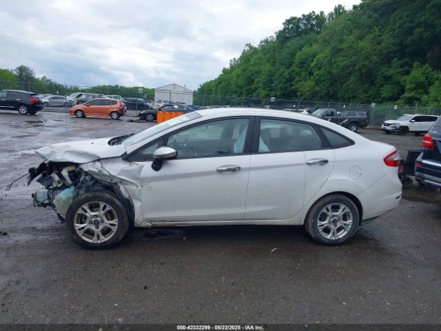 3FADP4BJ5GM173195 Ford FIESTA SE