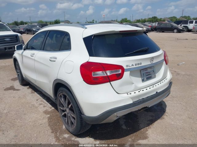 2015 MERCEDES-BENZ GLA 250 WDCTG4EB8FJ143561 Photo 2