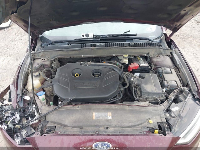 3FA6P0T91HR197908 Ford FUSION SE