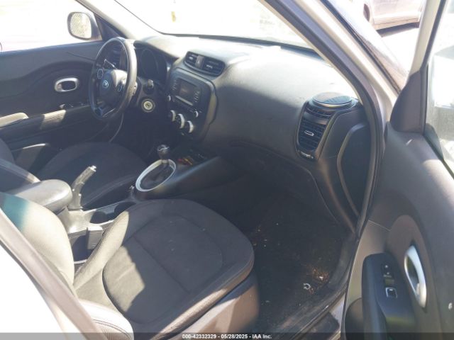 KNDJN2A25H7470108 KIA Soul