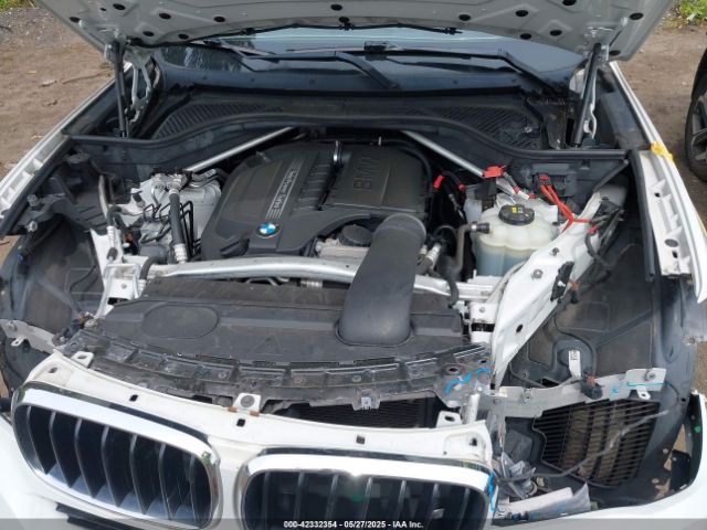 2016 BMW X5 5UXKR0C57G0U09269 Photo 9