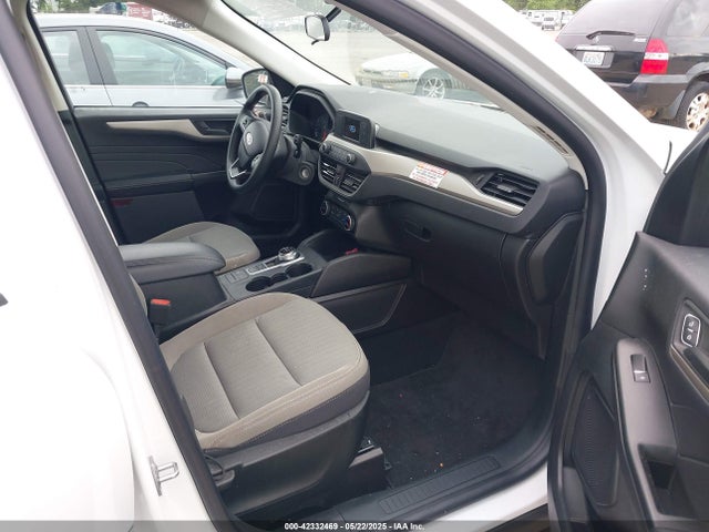 1FMCU9F62NUB00419 Ford ESCAPE S