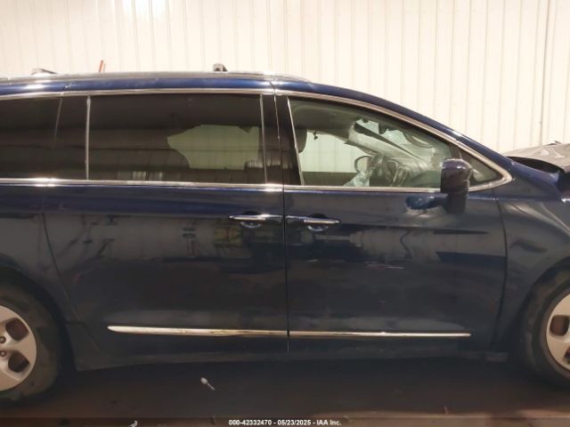 2C4RC1EG8HR578455 Chrysler Pacifica