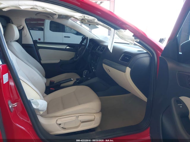 3VWD17AJ3FM287268 Volkswagen 1.8t