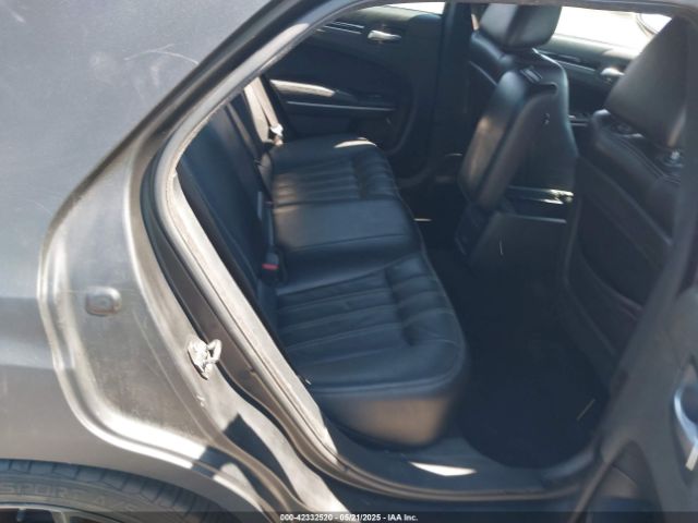 2020 CHRYSLER 300 2C3CCABG4LH194721 Photo 7