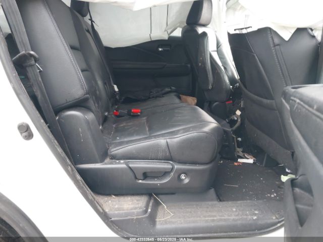 5FNYF5H98JB023465 Honda Pilot Touring