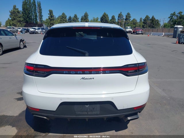 Porsche Macan 2021 WP1AA2A51MLB00523 Image 16