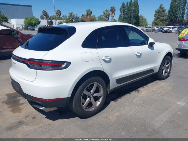 2021 PORSCHE MACAN WP1AA2A51MLB00523 Photo 3