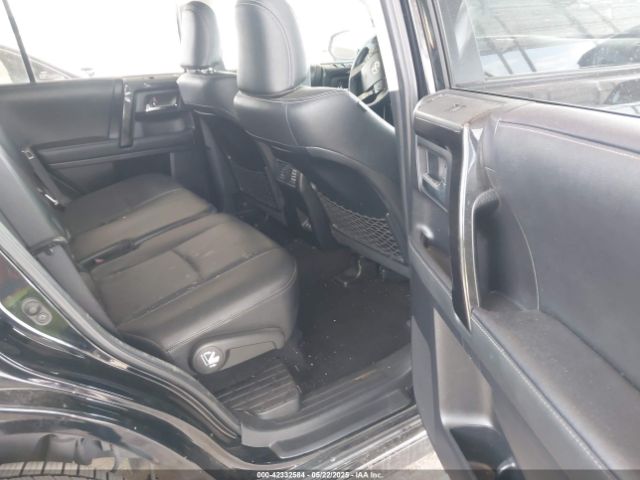 2020 TOYOTA 4RUNNER JTEZU5JR2L5221124 Photo 7