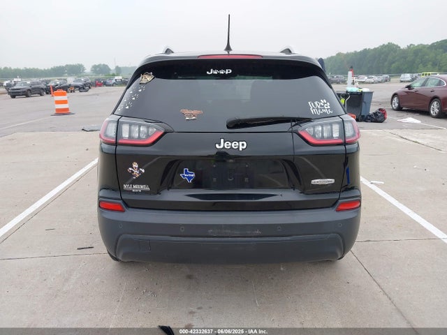 1C4PJLCB4LD555802 Jeep 2020