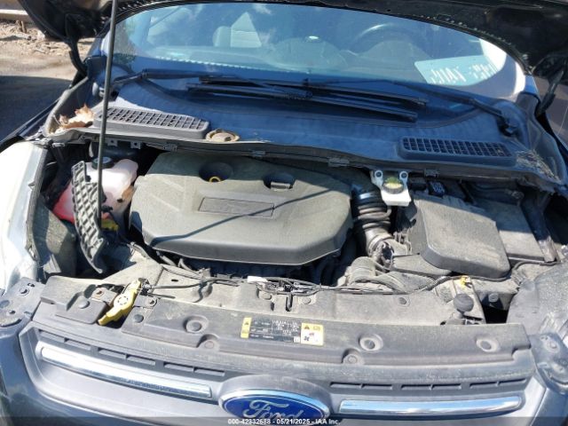 1FMCU9G90FUA81301 Ford ESCAPE SE