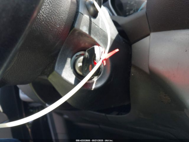 1FMCU9G90FUA81301 Ford ESCAPE SE