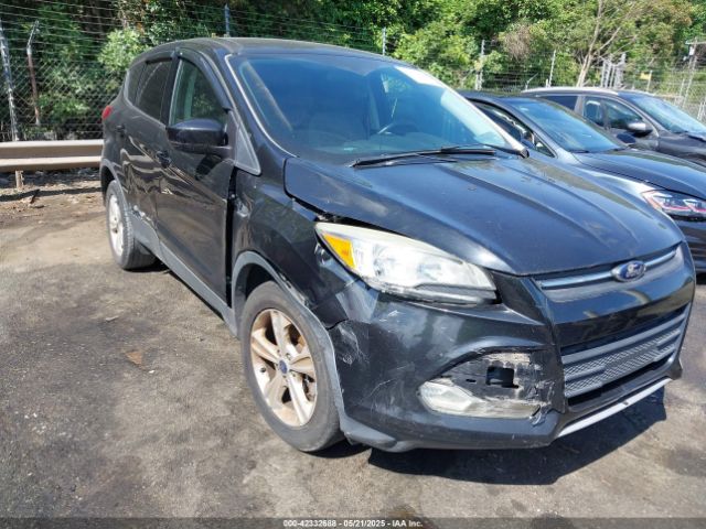 1FMCU9G90FUA81301 Ford ESCAPE SE