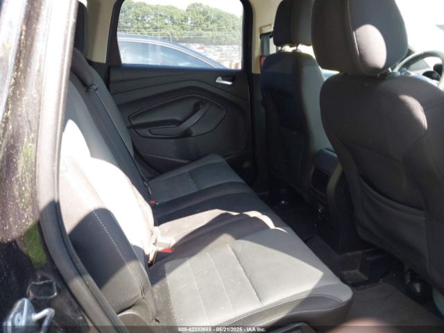 1FMCU9G90FUA81301 Ford ESCAPE SE