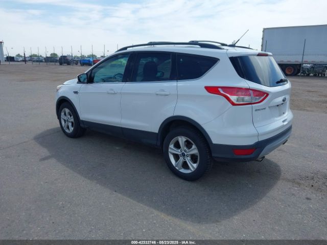 1FMCU9GX2EUD59547 Ford ESCAPE SE