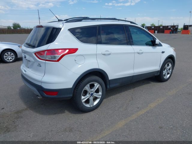 1FMCU9GX2EUD59547 Ford ESCAPE SE